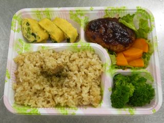 『ガッツリJK弁当』