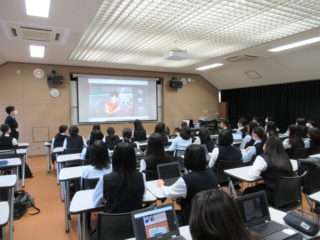 台湾のShu Guang女子高校とのオンライン交流