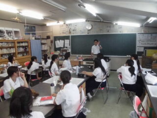 夏の実験体験学習（中学2年 立命館コース ）