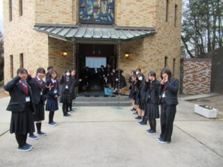 ディニアプトリ女子高校 交流会